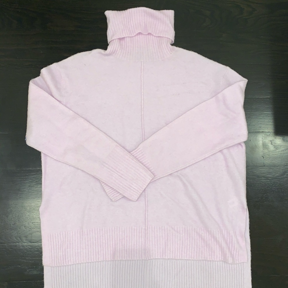 ATHLETA pink turtleneck